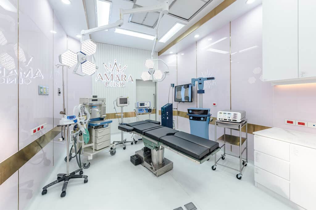 ห้องผ่าตัดที่ Amara Clinic
